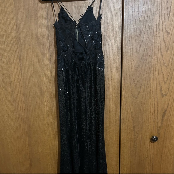 Black prom dress - Picture 4 of 5